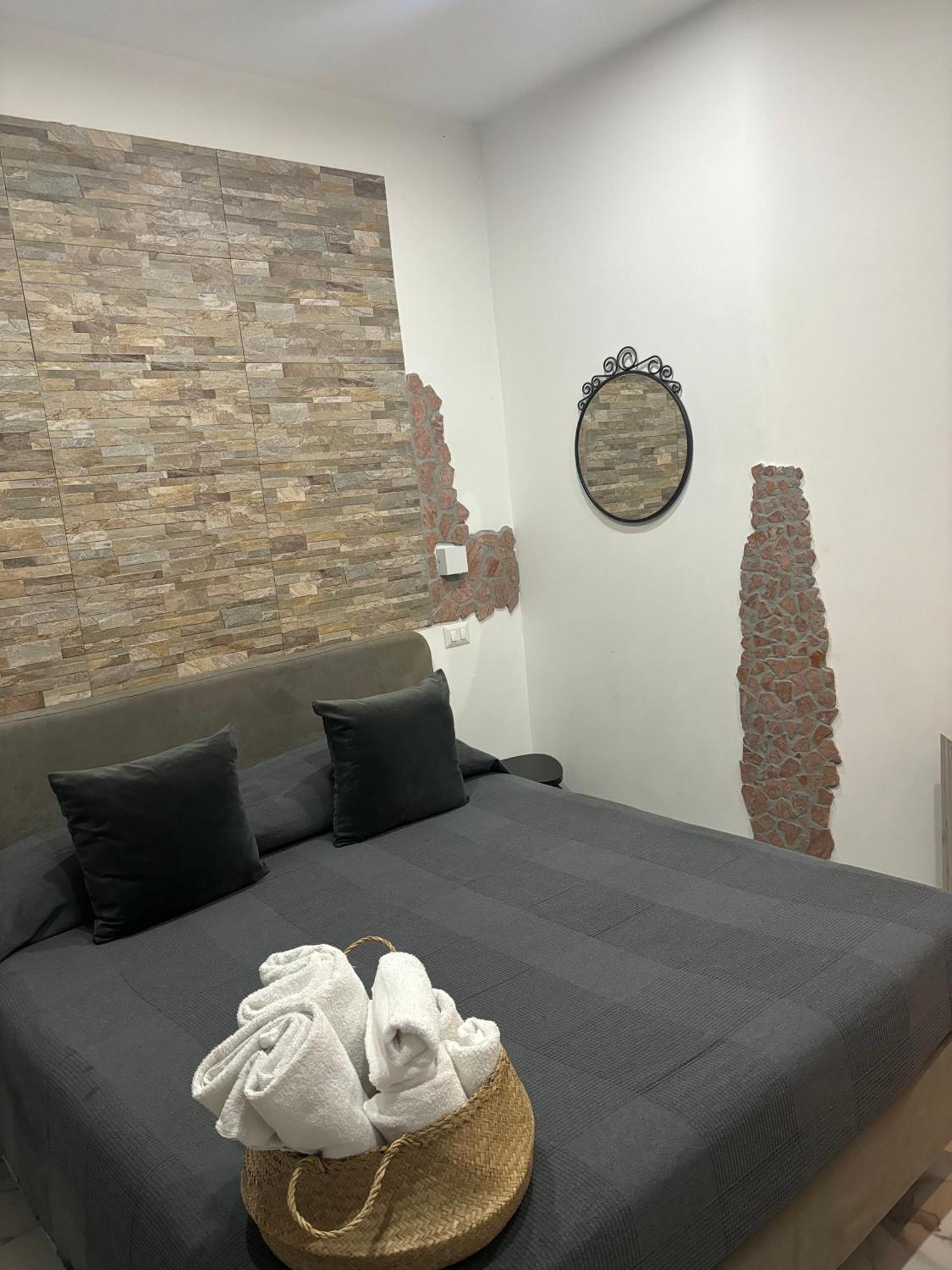 B&B Alla Stazione ナポリ エクステリア 写真