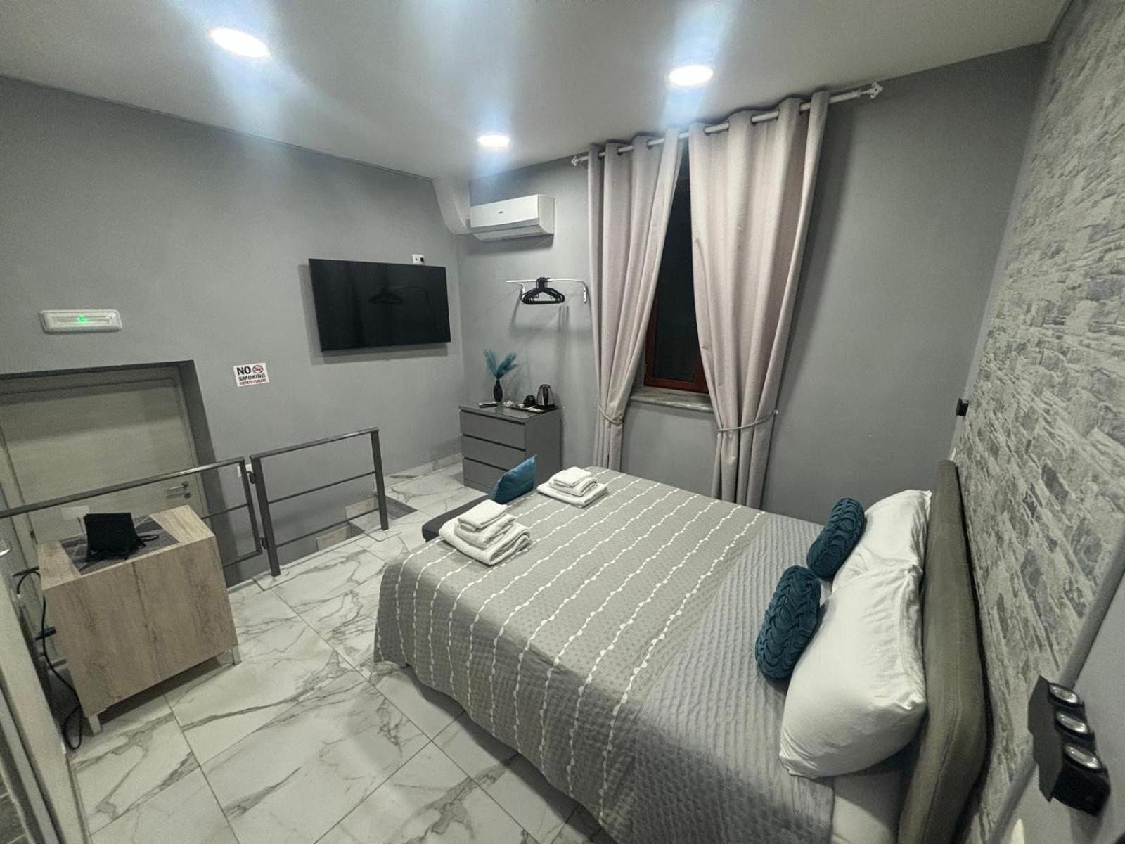 B&B Alla Stazione ナポリ エクステリア 写真